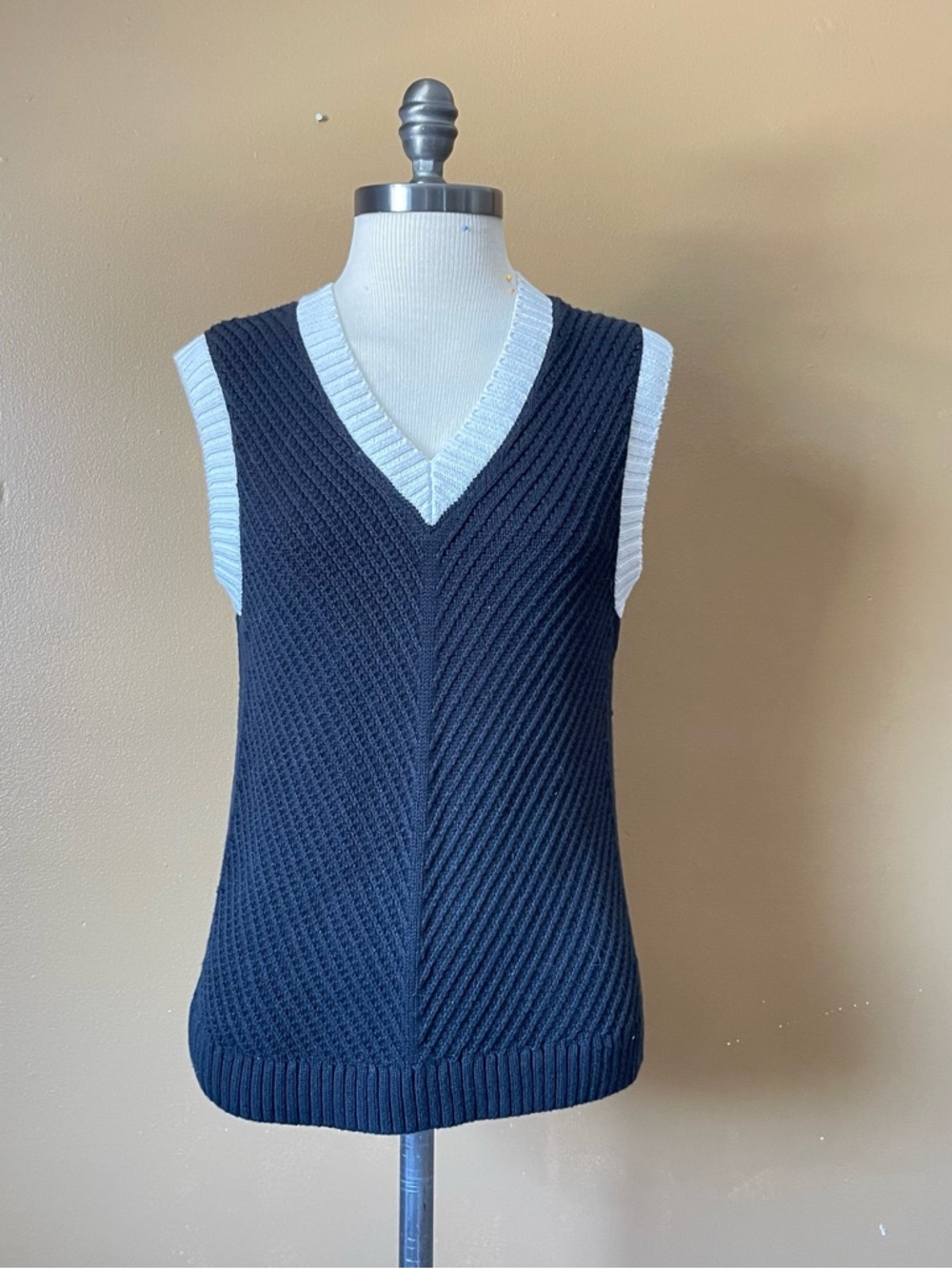 Talbots V-Neck Sleeveless Sweater Vest